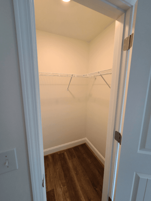 Travelers Rest House: 106 Solis Ct.