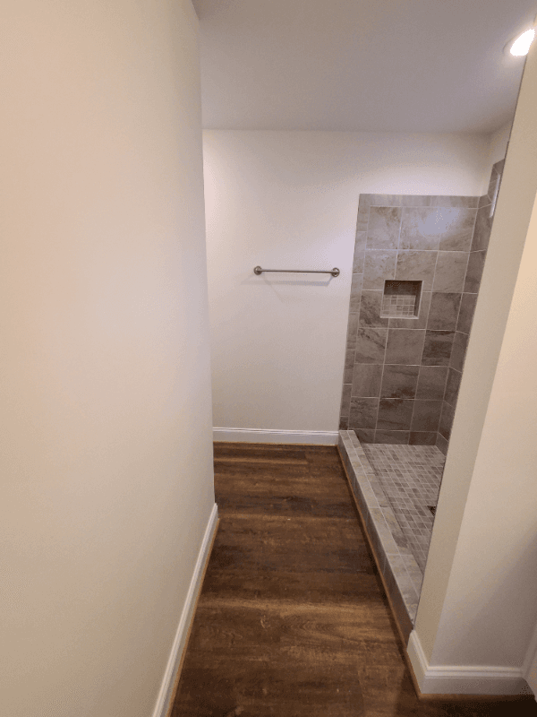 Travelers Rest House: 106 Solis Ct.