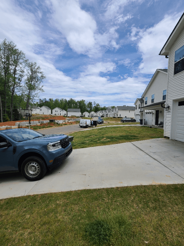Travelers Rest House: 106 Solis Ct.