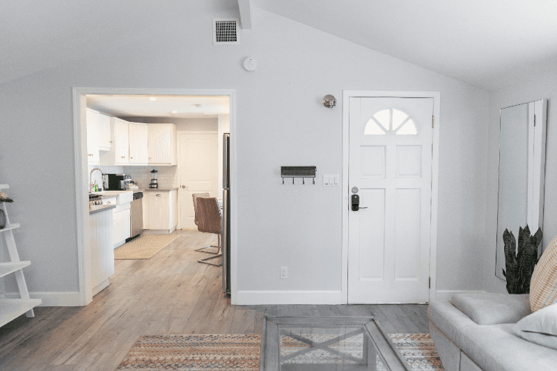 Glendale House: 1058 Allen Ave