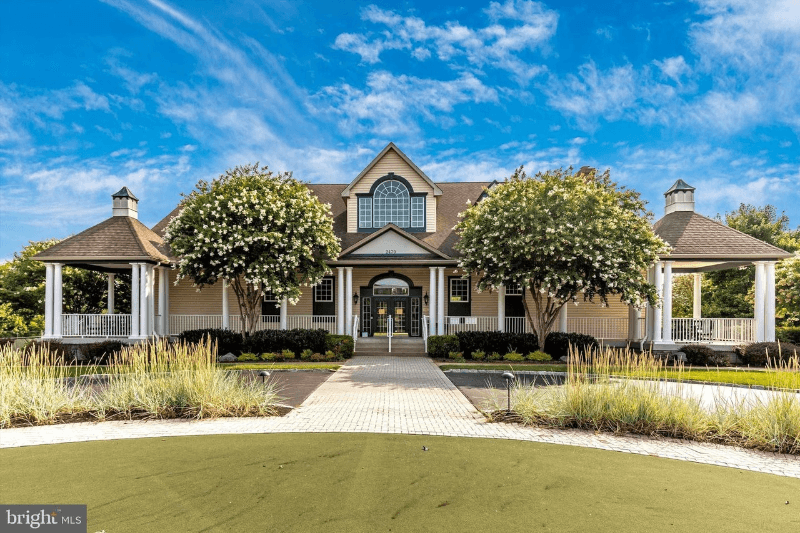 Frederick Townhome: 2507 Mill Race Rd