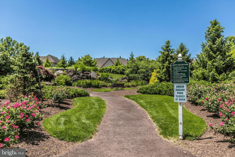 Frederick Townhome: 2507 Mill Race Rd
