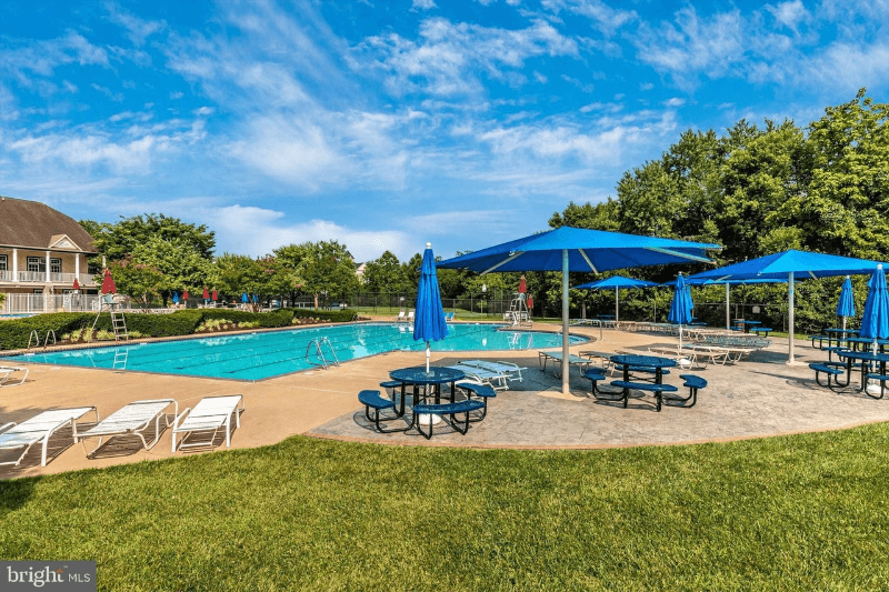Frederick Townhome: 2507 Mill Race Rd