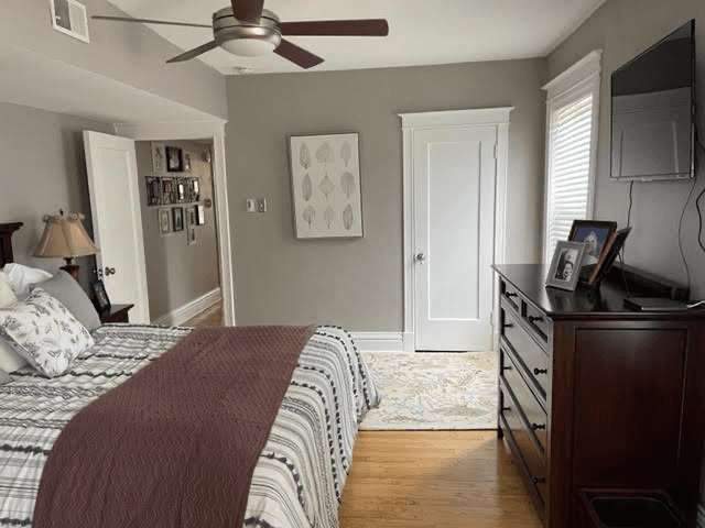 CLAYTON Condo: 6301 Southwood Ave