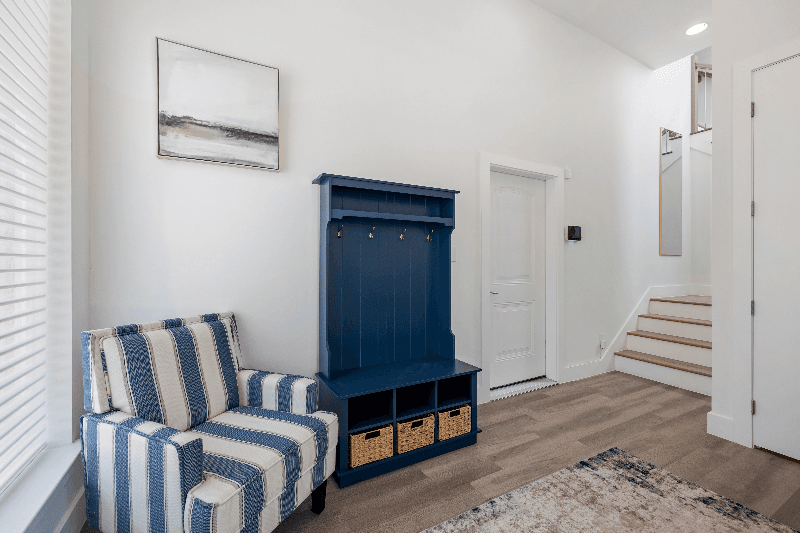 Houston House: 639 W 16th St