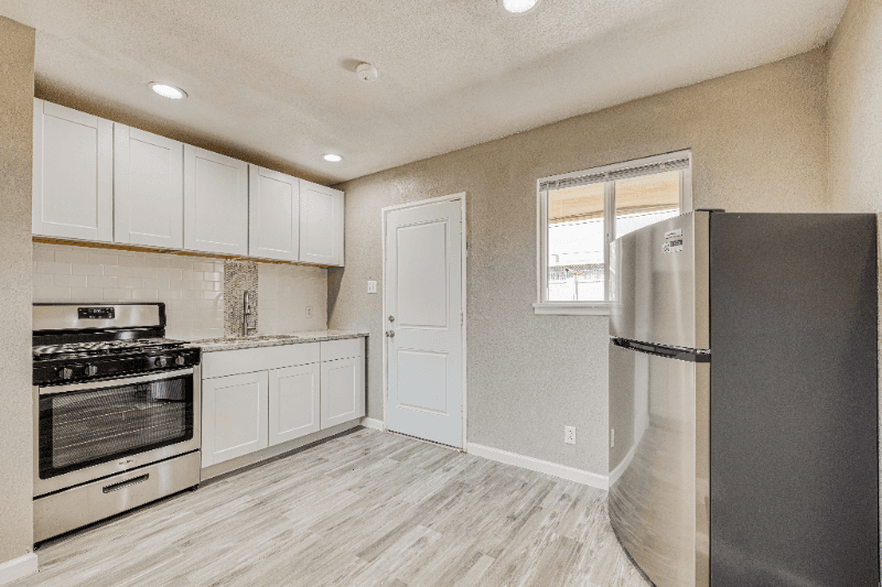 El Paso Apartment: 8709 Lawson St