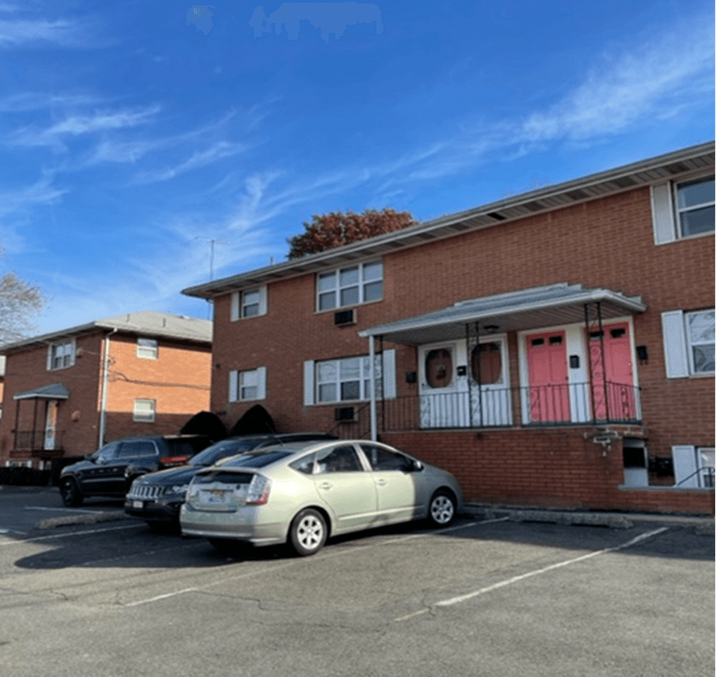 Garfield Apartment: 400 Midland Ave