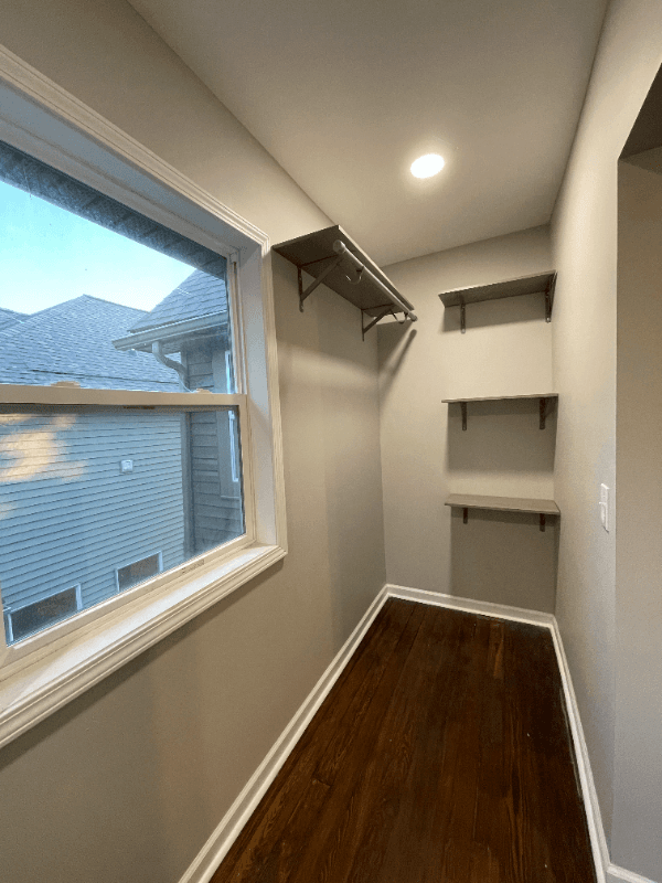 Columbus House: 1313 Summit St