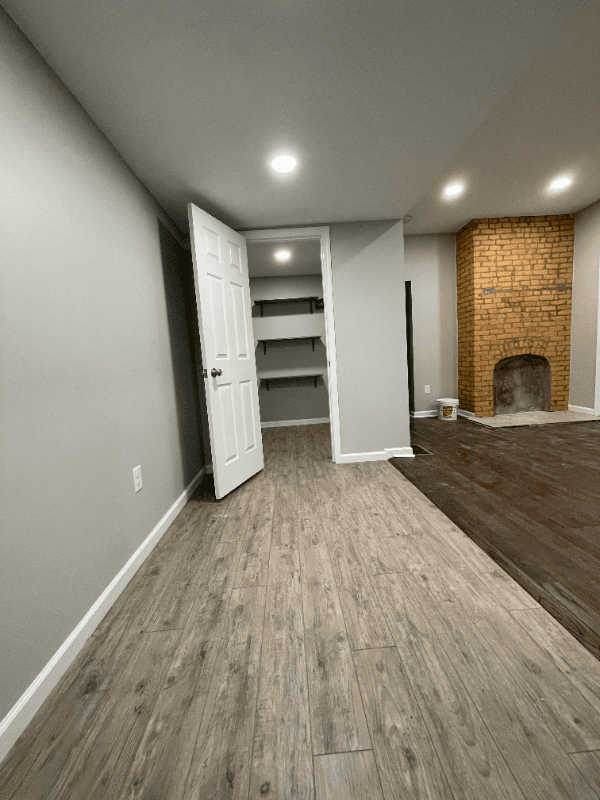 Columbus House: 1313 Summit St