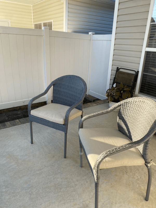 Columbia House: 213 Windsor Trace Dr