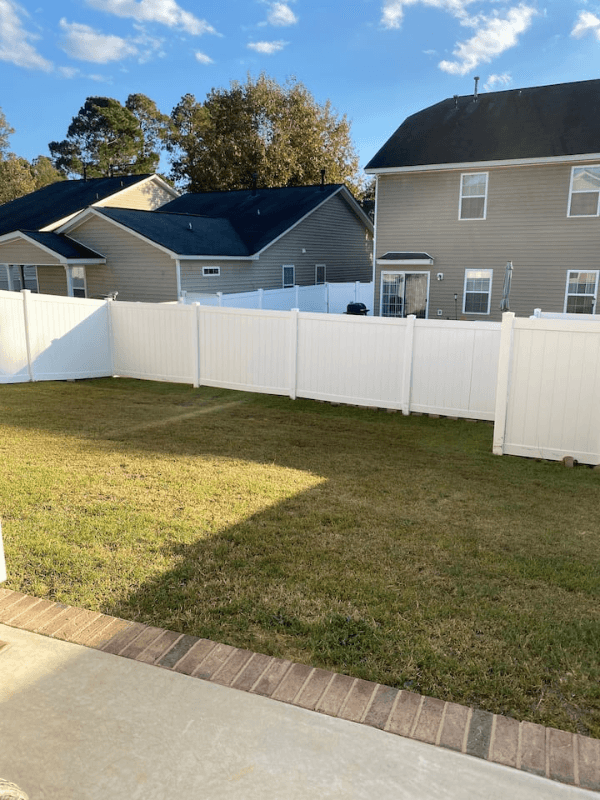 Columbia House: 213 Windsor Trace Dr
