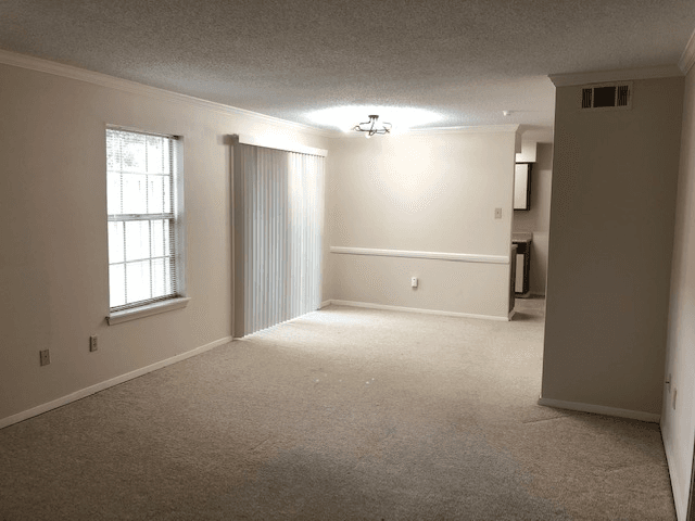 Baton Rouge House: 9851 Jefferson Hwy