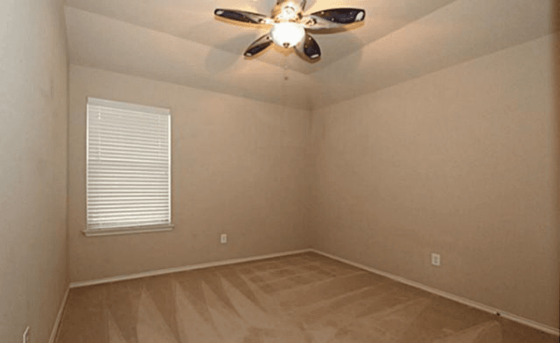 Little Elm House: 508 Highmoor Ct