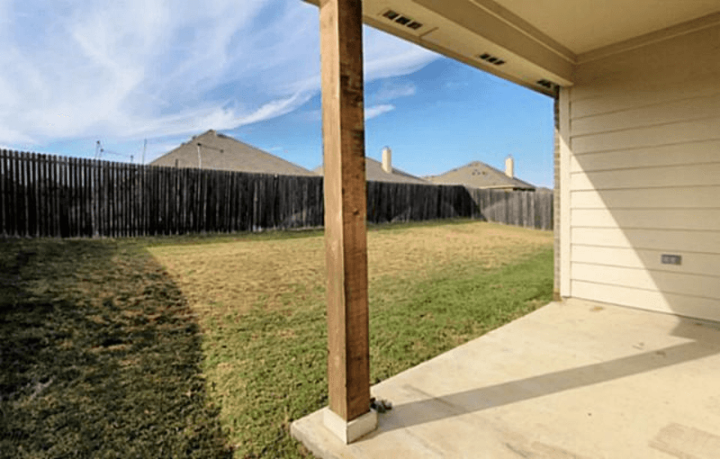Little Elm House: 508 Highmoor Ct