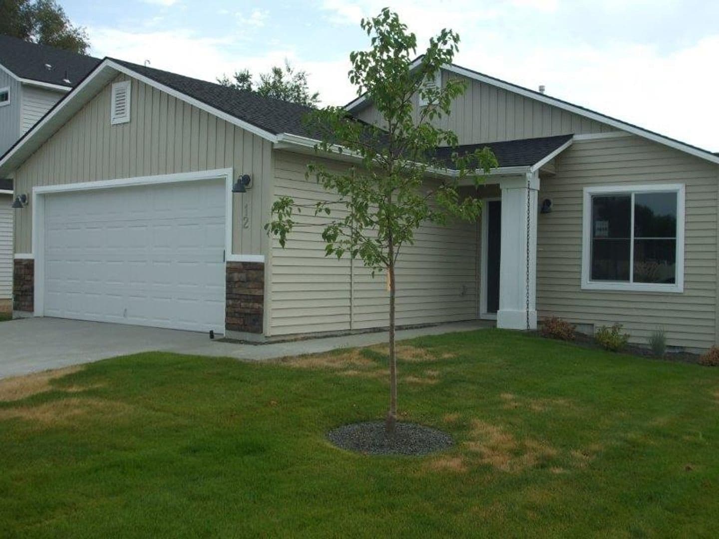 Nampa House: 12 S Sapling Way