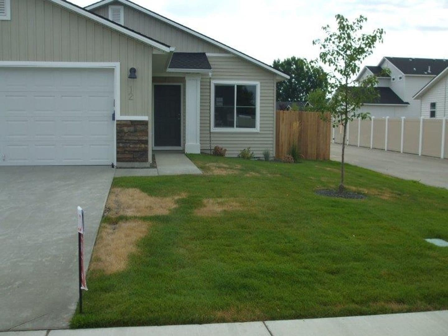 Nampa House: 12 S Sapling Way
