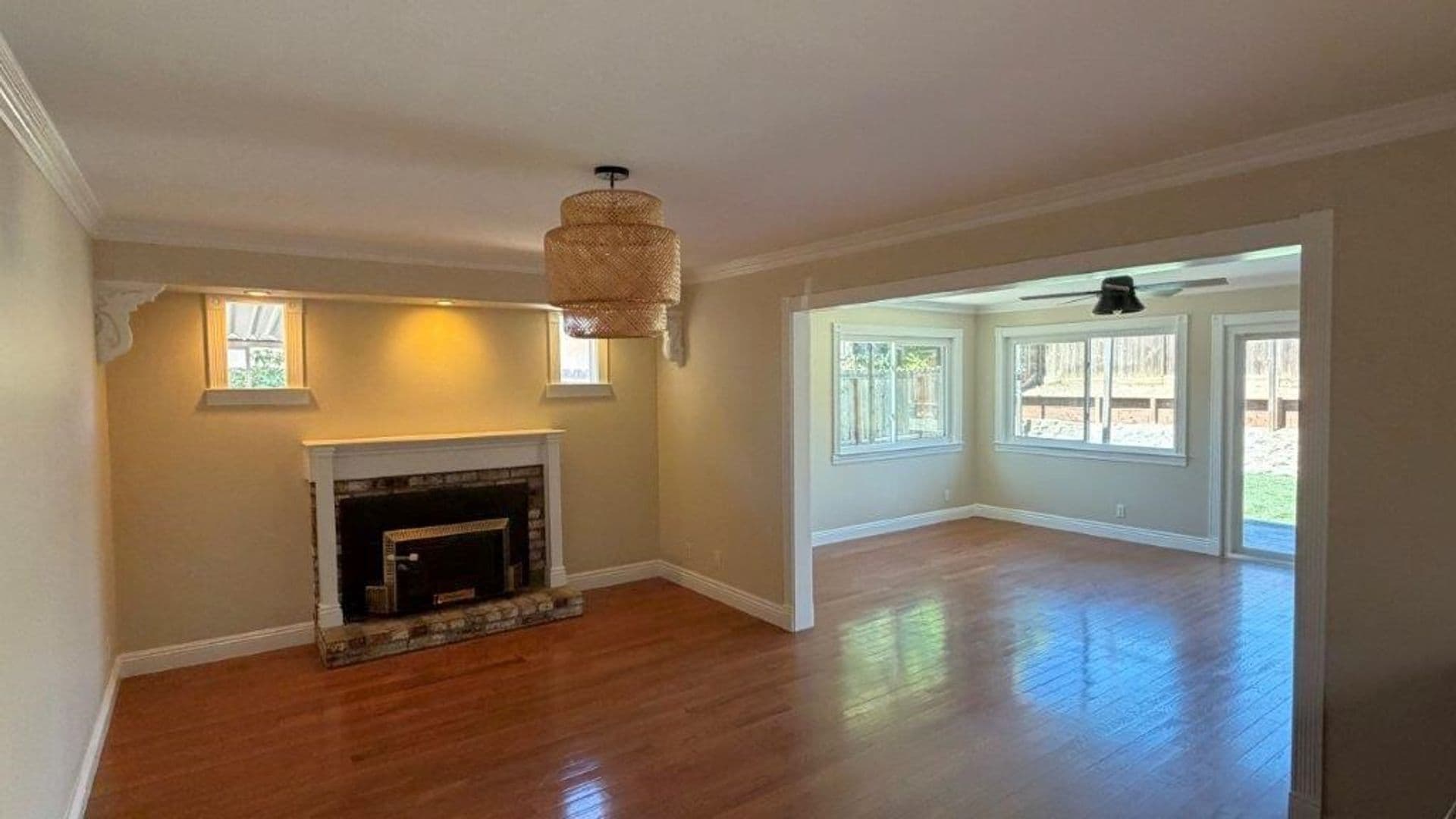 Martinez House: 1149 Paradise Drive Unit A
