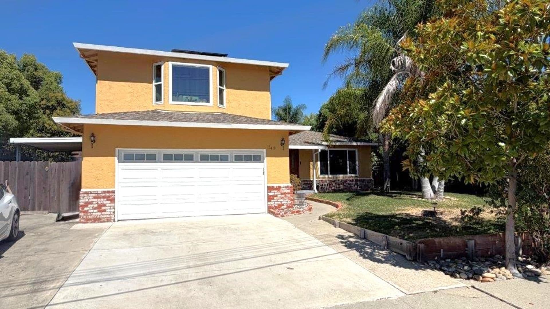 Martinez House: 1149 Paradise Drive Unit A