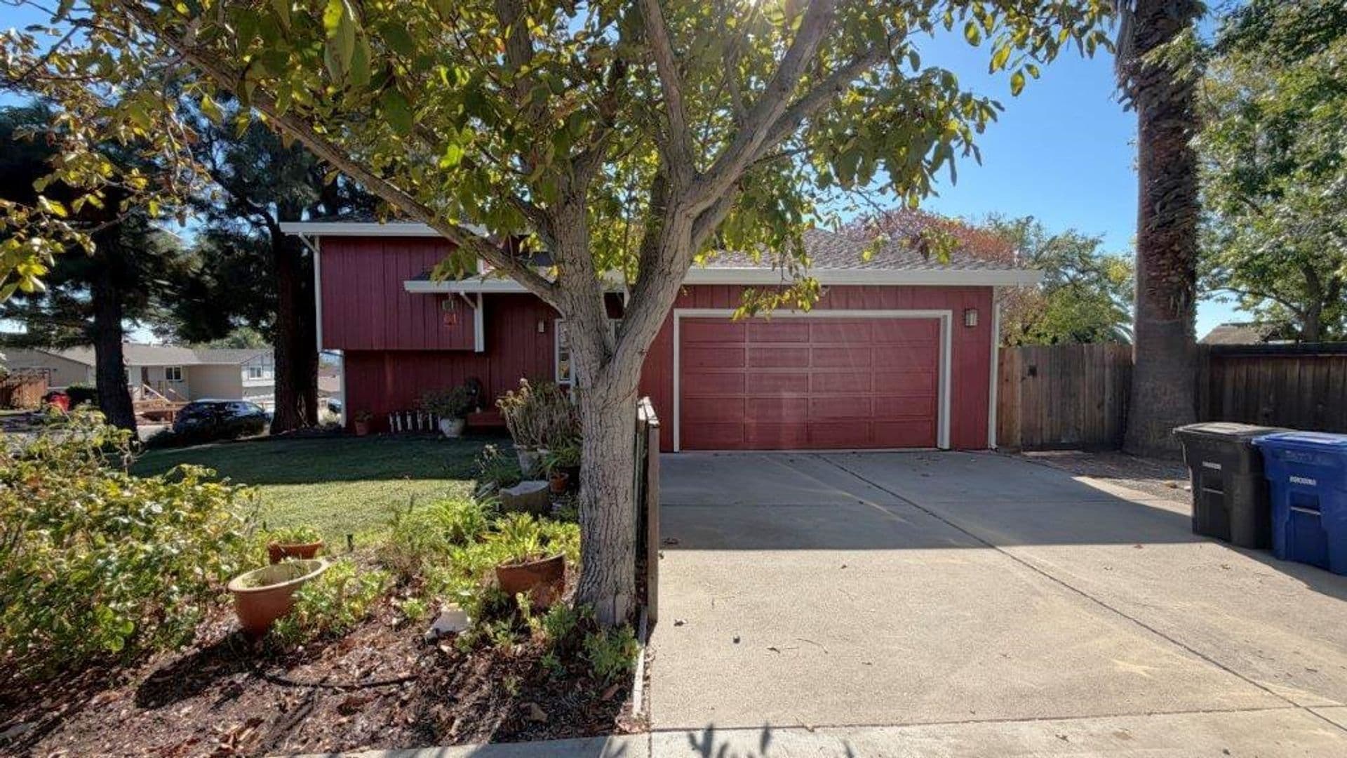 Concord House: 3738 Sanford Street