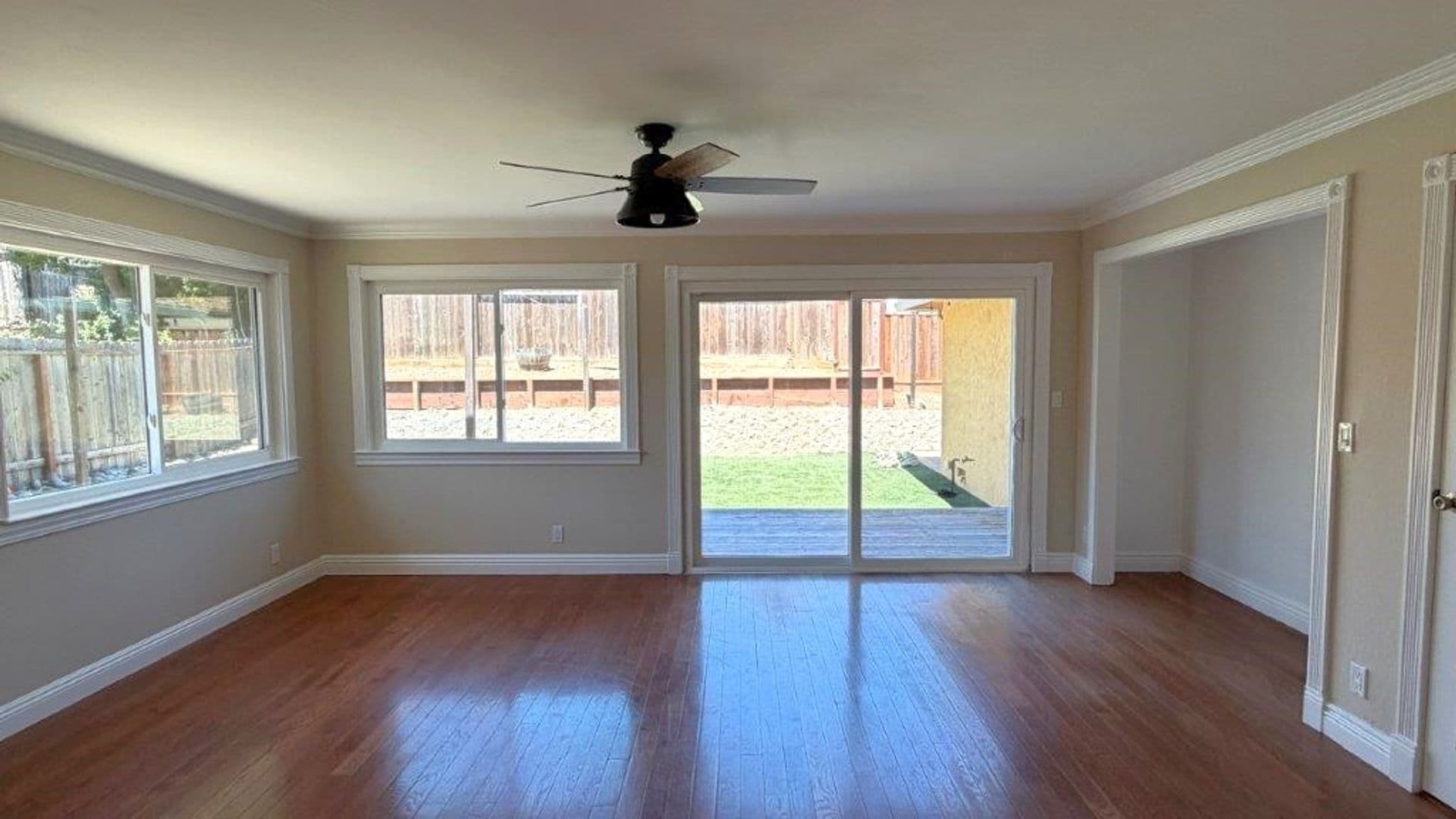 Martinez House: 1149 Paradise Drive Unit A