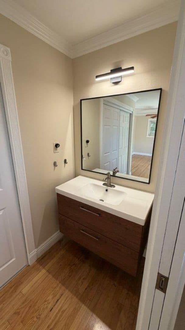 Martinez House: 1149 Paradise Drive Unit A