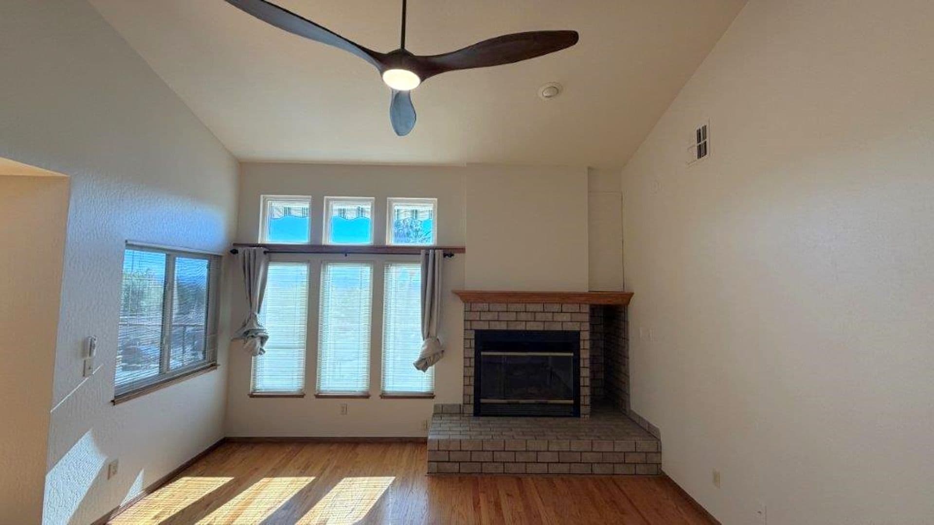 Concord House: 3738 Sanford Street