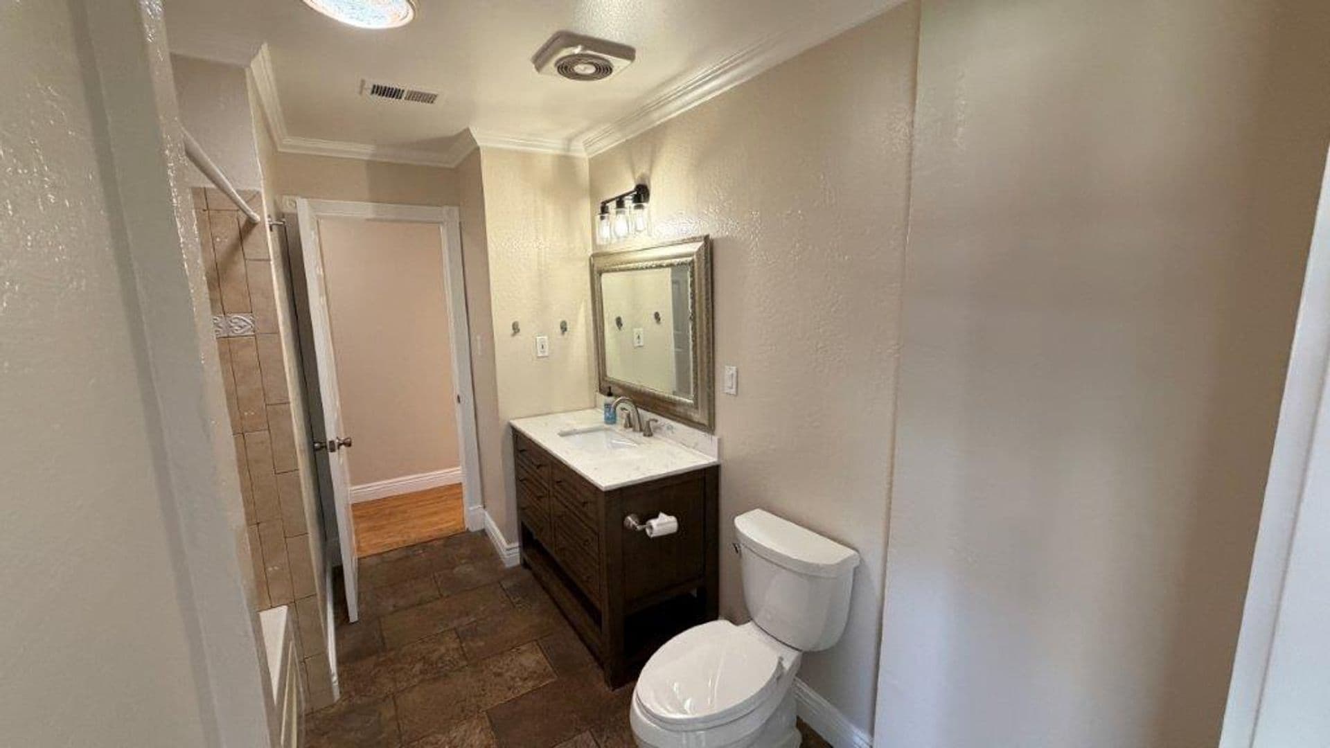 Martinez House: 1149 Paradise Drive Unit A