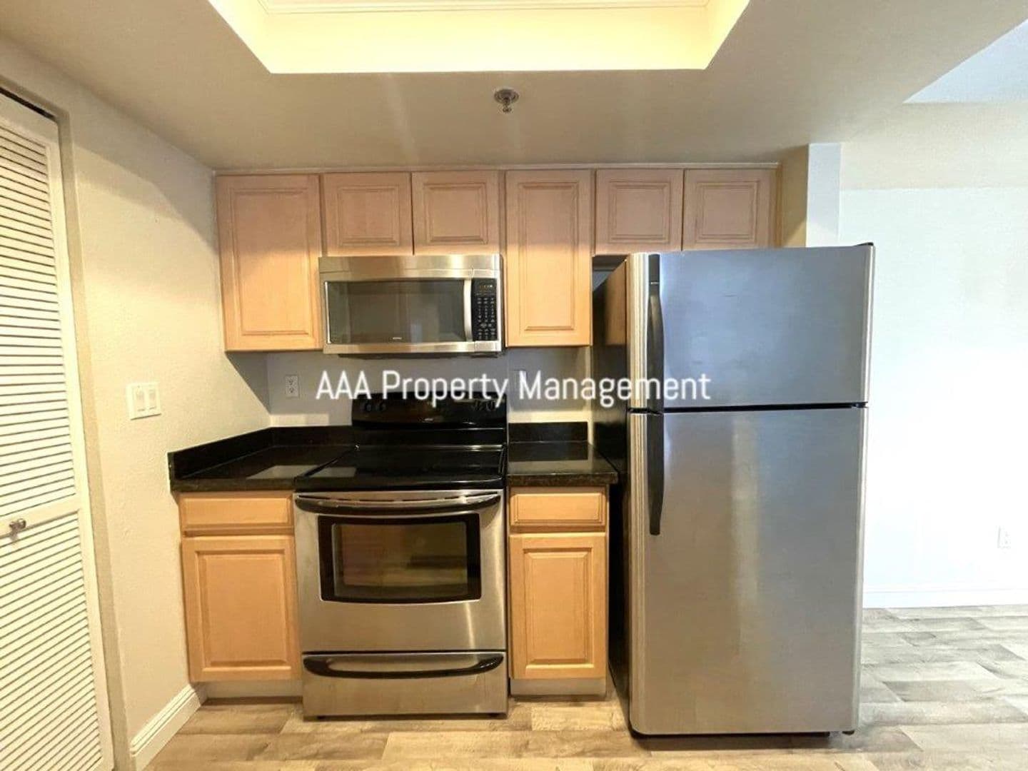 Walnut Creek Condo: 2530 Oak Rd Unit #204