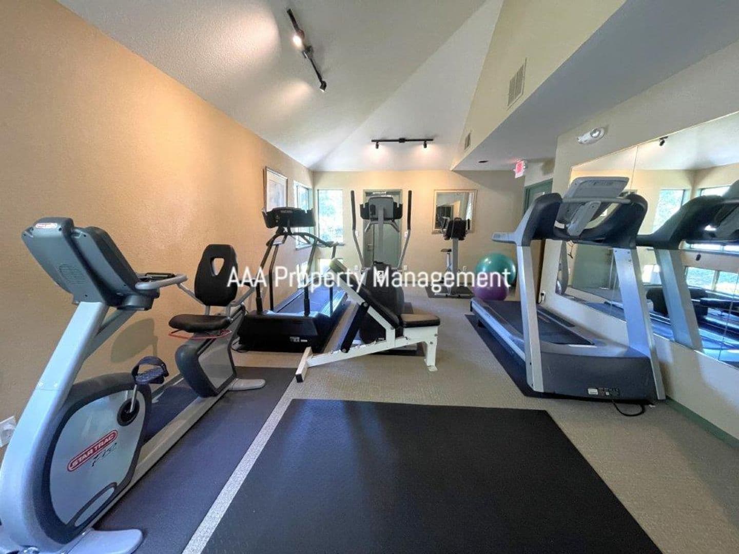 Walnut Creek Condo: 2530 Oak Rd Unit #204