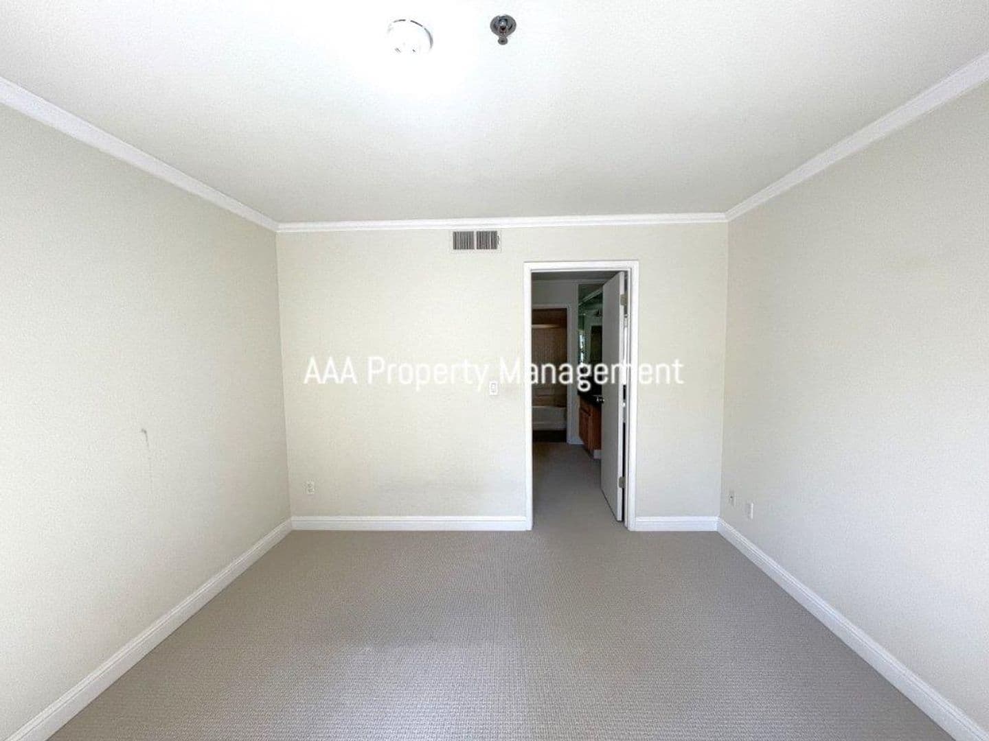 Walnut Creek Condo: 2530 Oak Rd Unit #204
