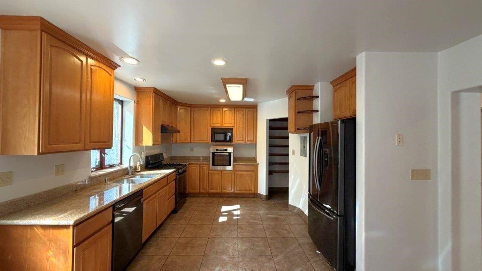 Martinez House: 600 Alhambra Lane