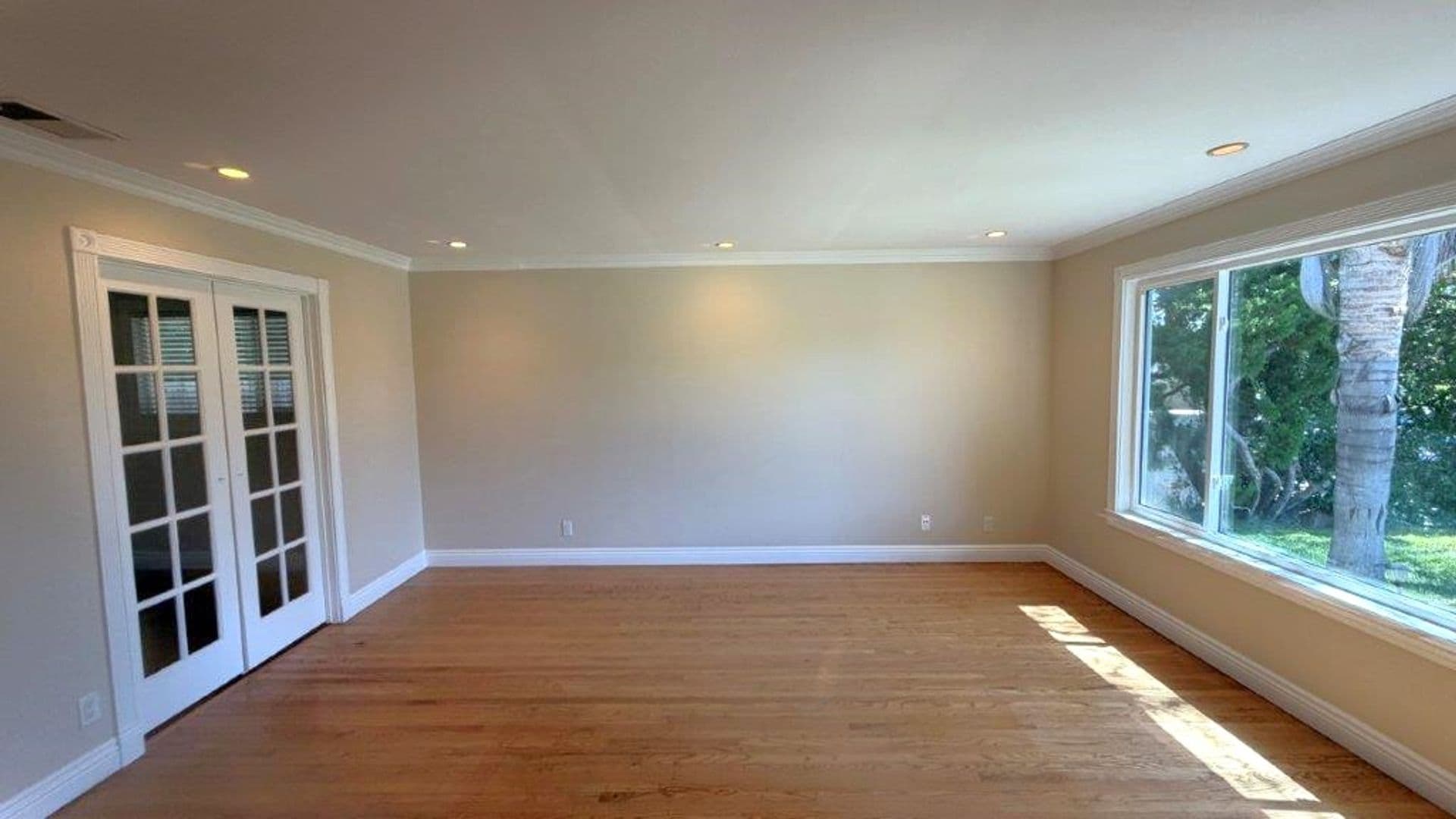 Martinez House: 1149 Paradise Drive Unit A