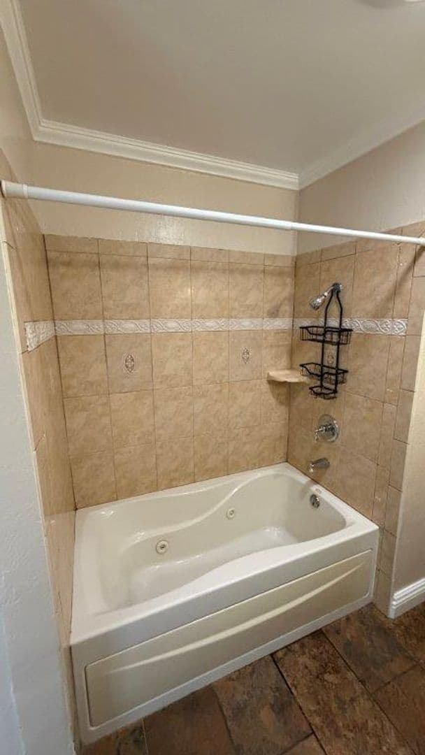 Martinez House: 1149 Paradise Drive Unit A