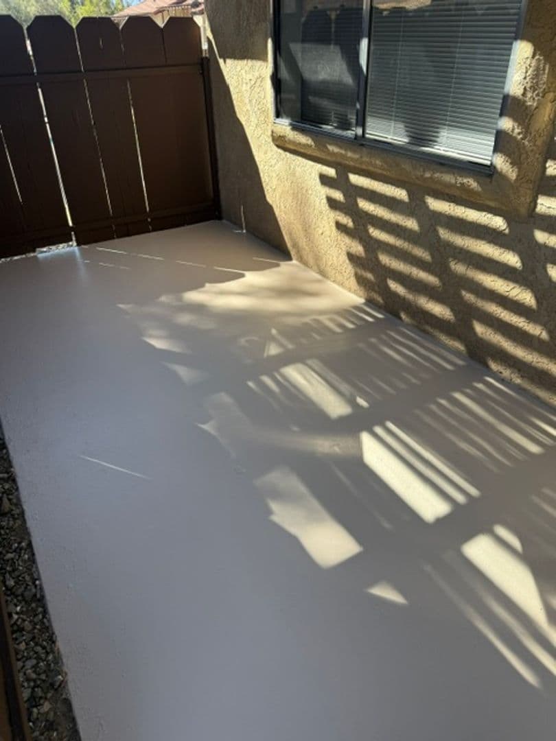 Desert Hot Springs Apartment: 66785 8th Street
