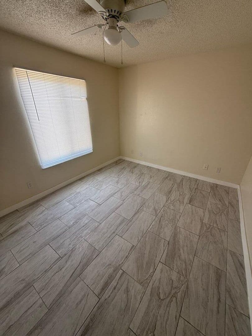 Desert Hot Springs Apartment: 10592 Sunset Avenue