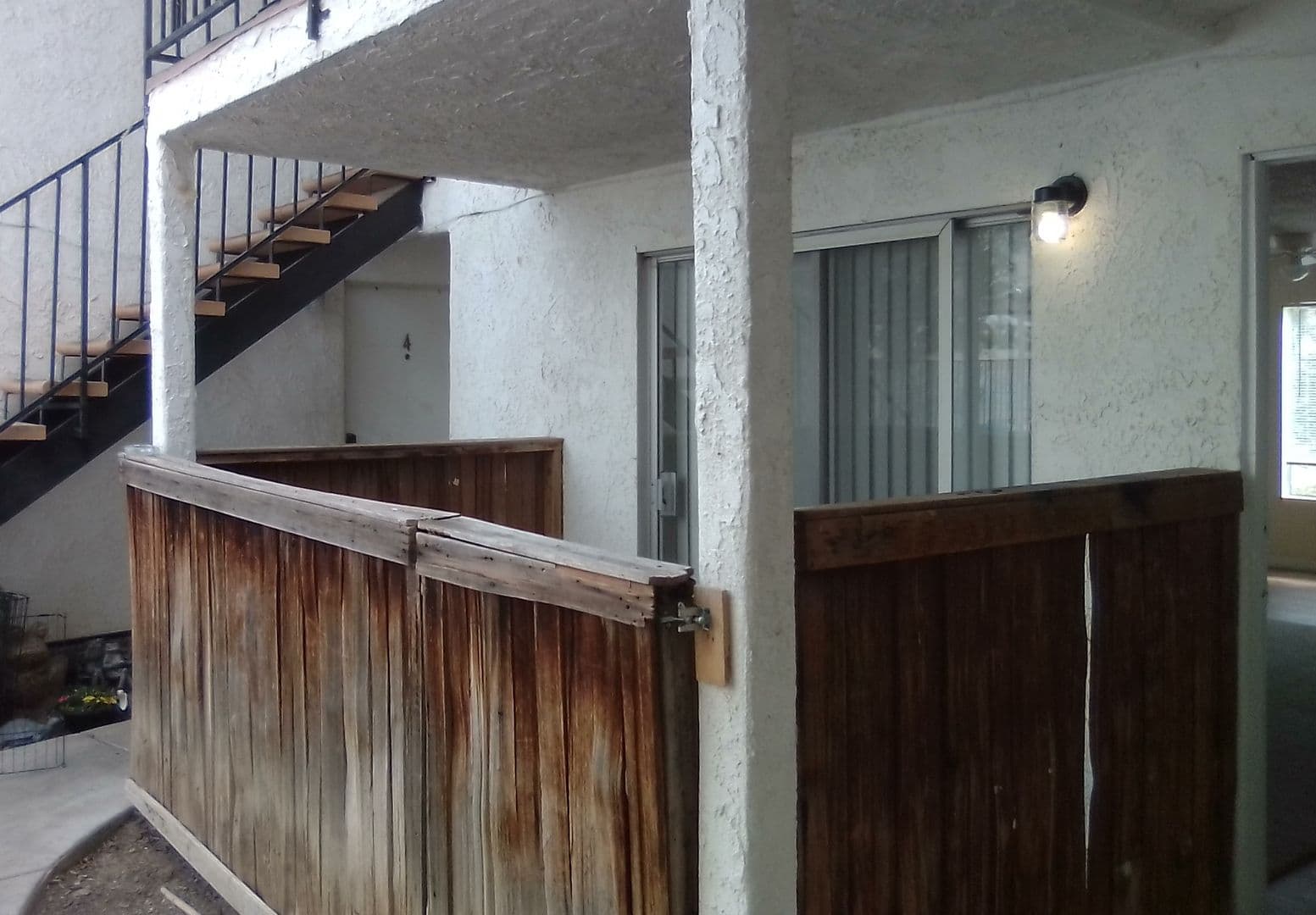 Desert Hot Springs Apartment: 10592 Sunset Avenue