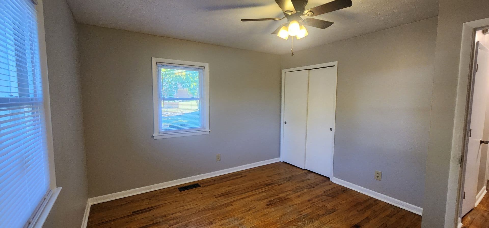 SPRING LAKE House: 701 FREDA COURT