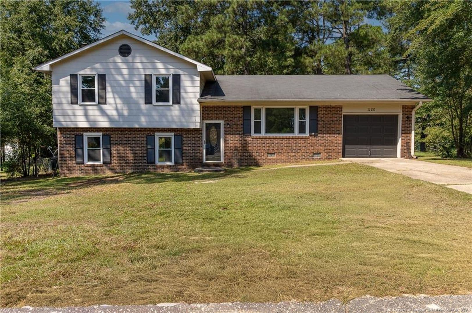 FAYETTEVILLE House: 1120 LESLIE DRIVE