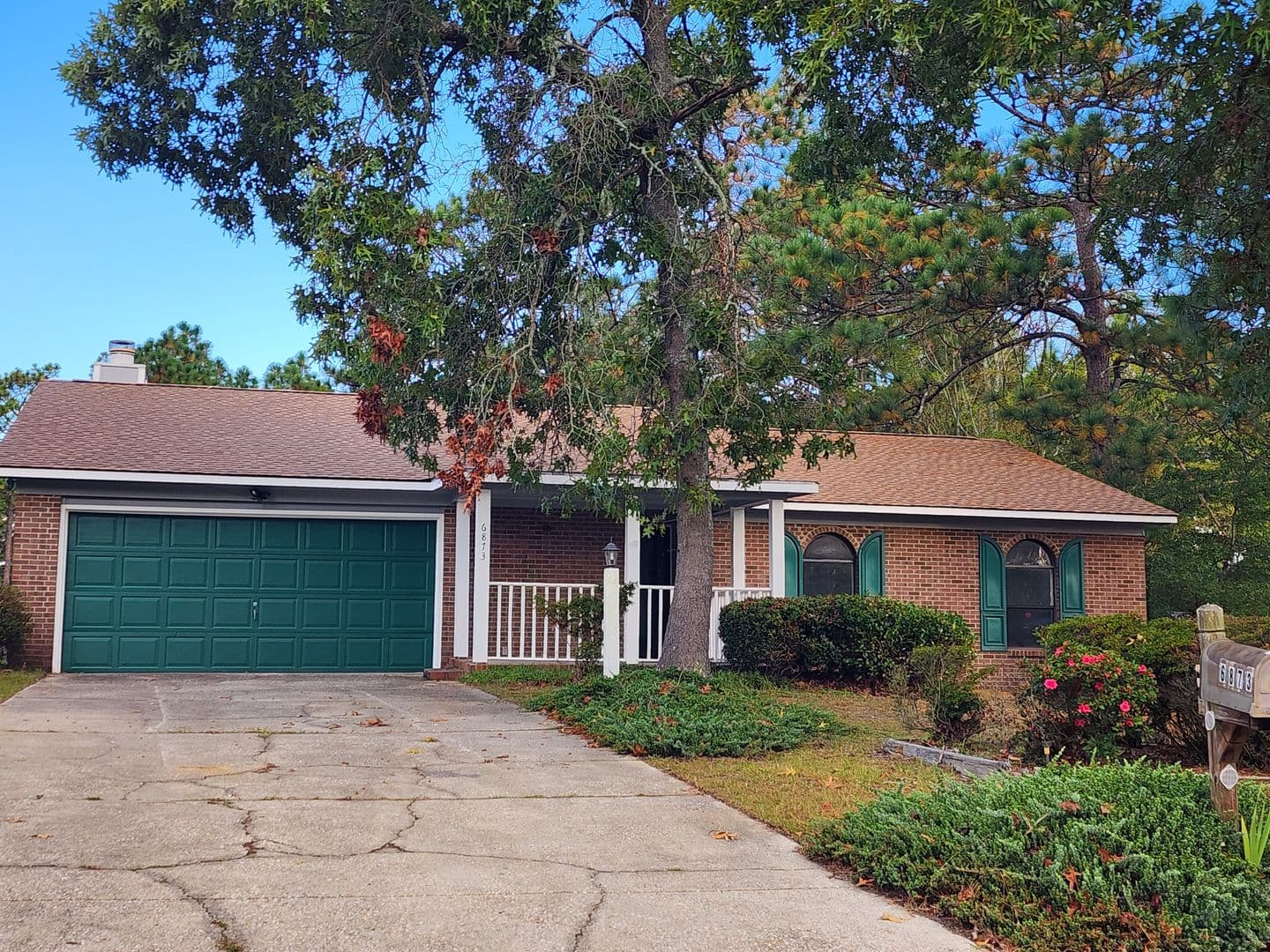 FAYETTEVILLE House: 6873 TIMBERCROFT DR.