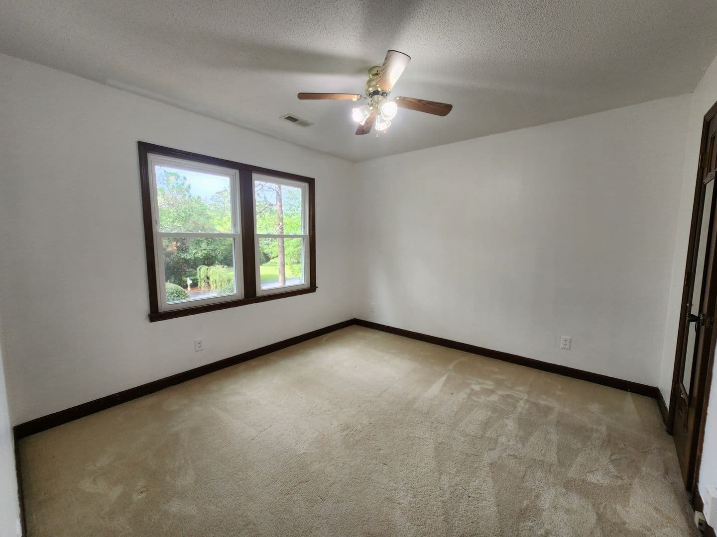 FAYETTEVILLE House: 6871 S STAFF ROAD