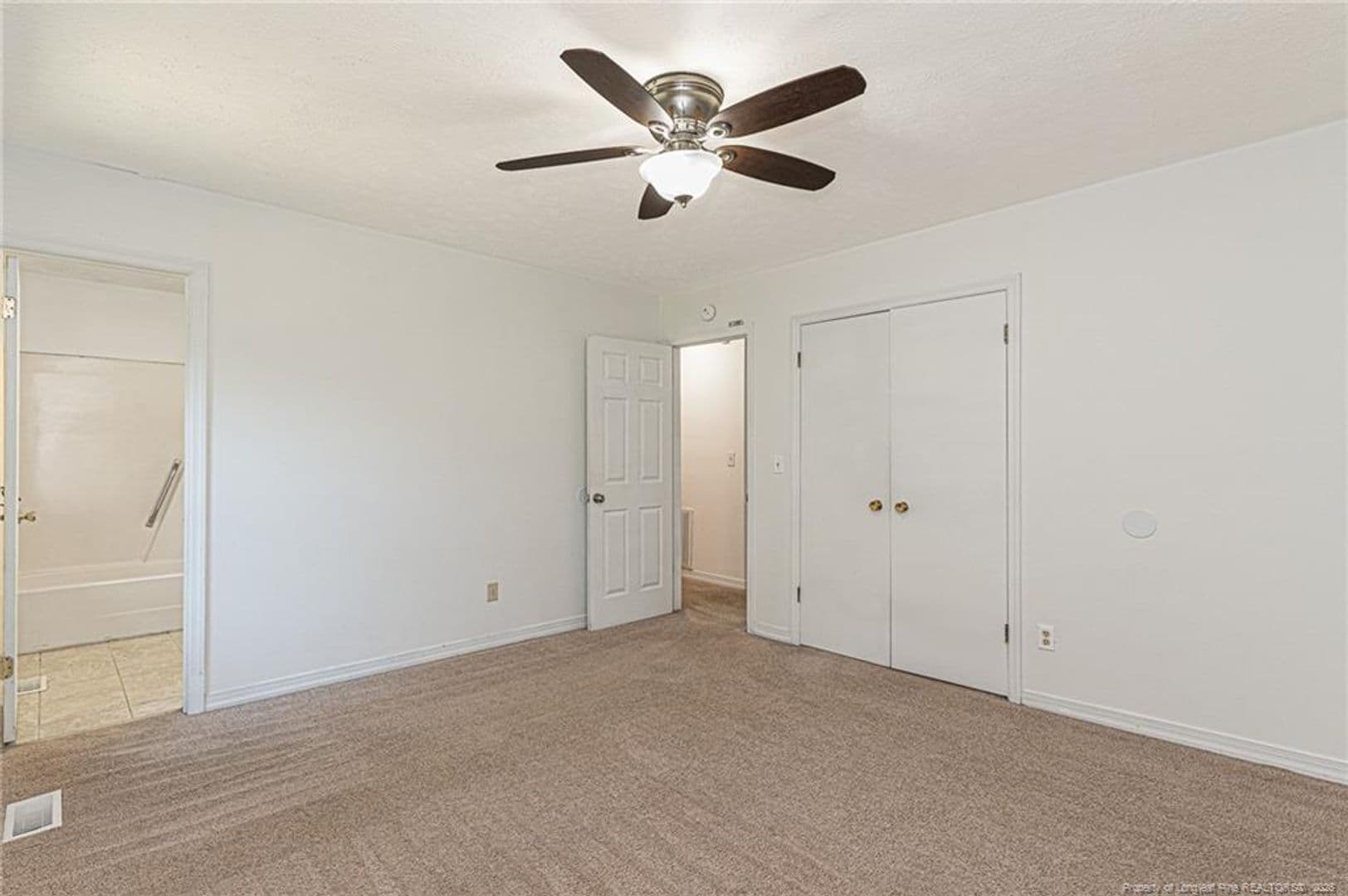 FAYETTEVILLE House: 1120 LESLIE DRIVE