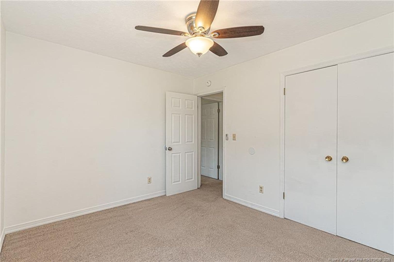 FAYETTEVILLE House: 1120 LESLIE DRIVE