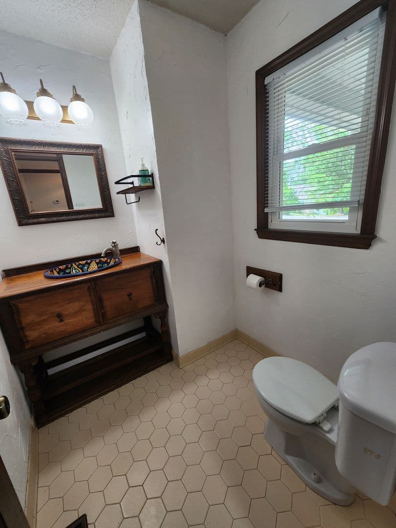 FAYETTEVILLE House: 6871 S STAFF ROAD