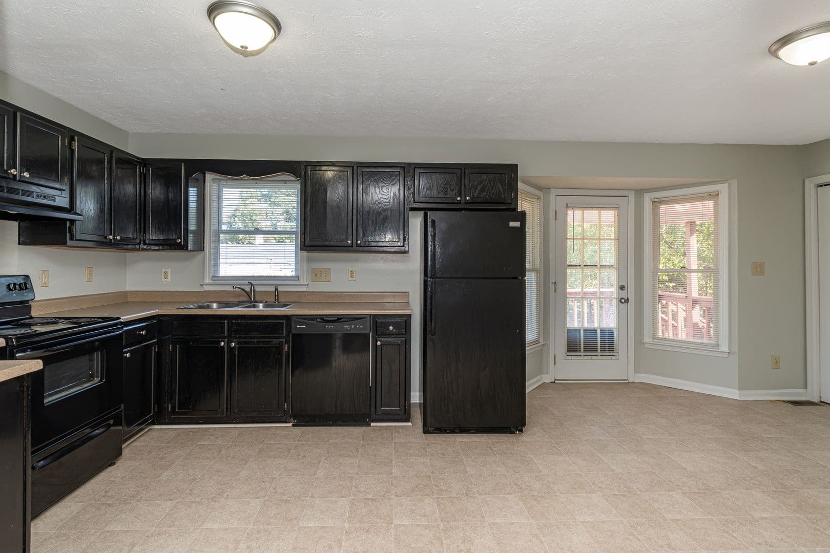 HOPE MILLS House: 3539 HANOVER DRIVE