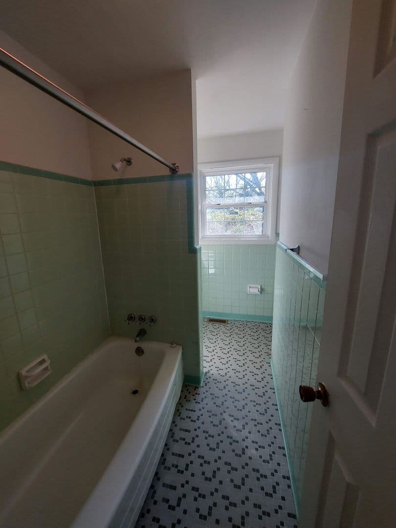 FAYETTEVILLE House: 6417 MORGANTON ROAD