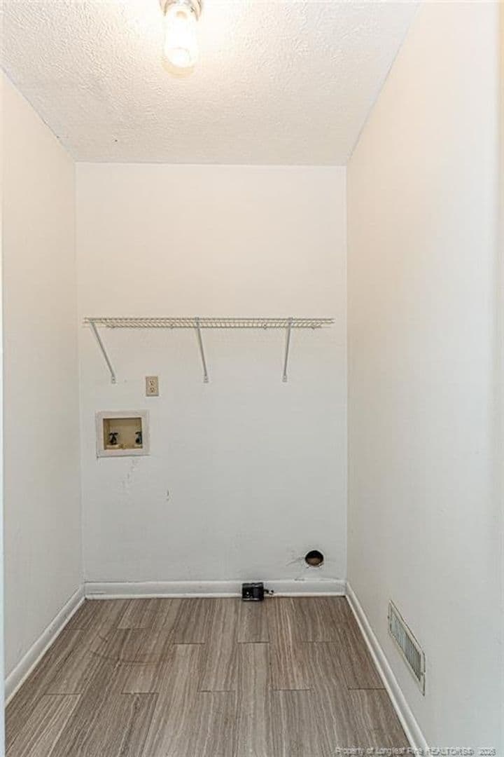 FAYETTEVILLE House: 1120 LESLIE DRIVE
