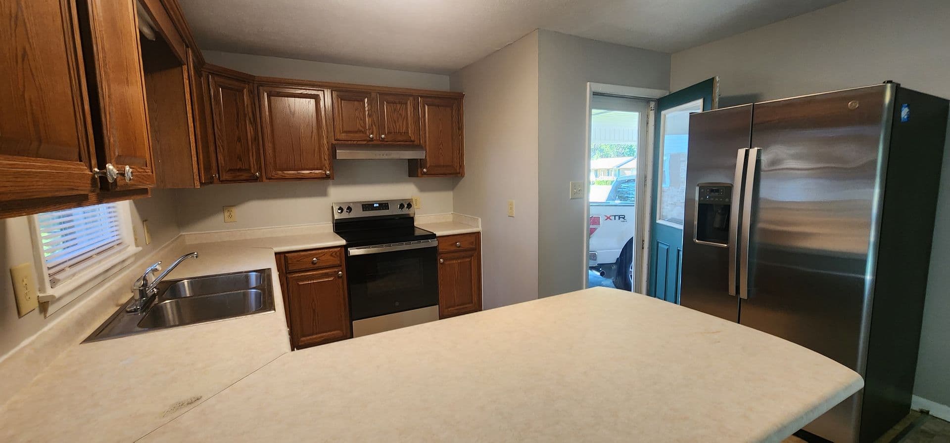 SPRING LAKE House: 701 FREDA COURT