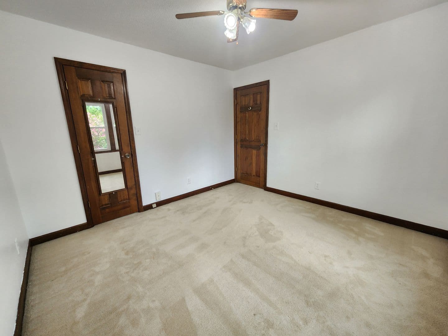 FAYETTEVILLE House: 6871 S STAFF ROAD