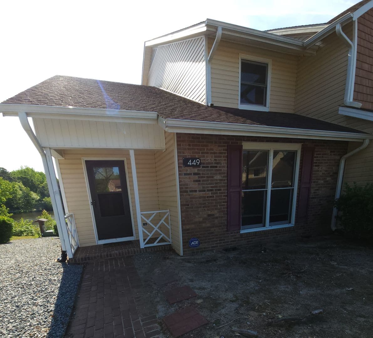 FAYETTEVILLE House: 449 LANDS END ROAD