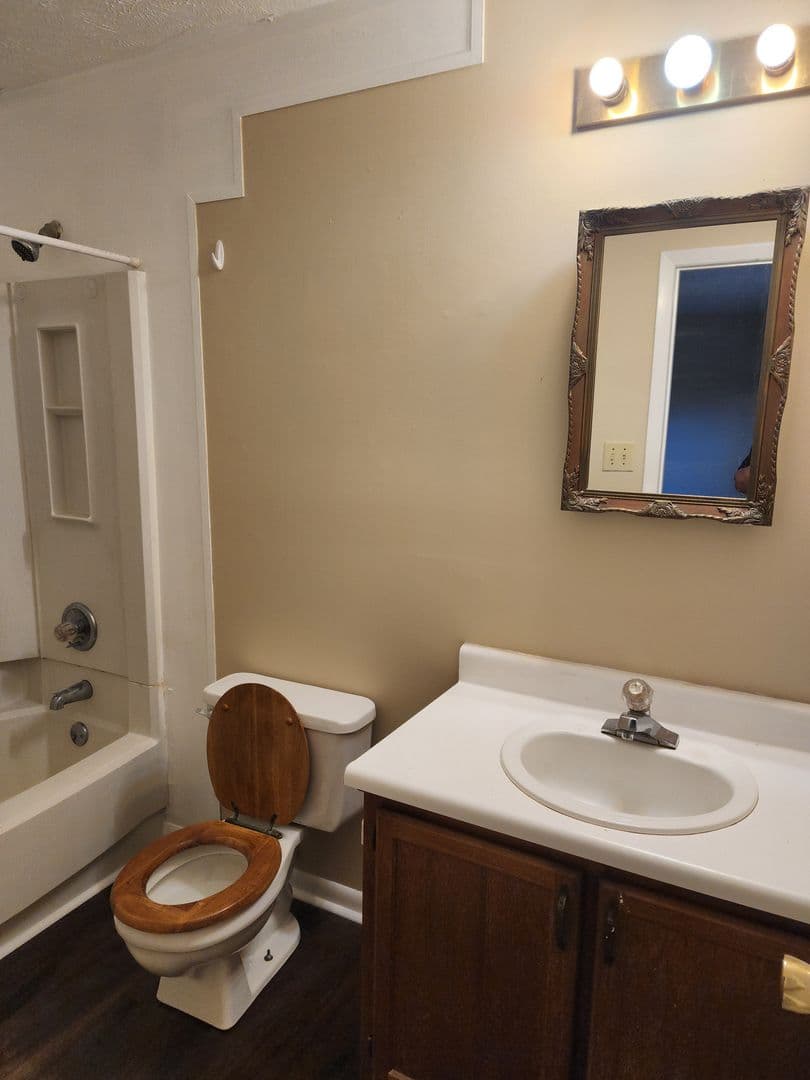 FAYETTEVILLE House: 6873 TIMBERCROFT DR.